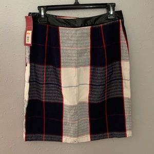 Plaid pencil skirt